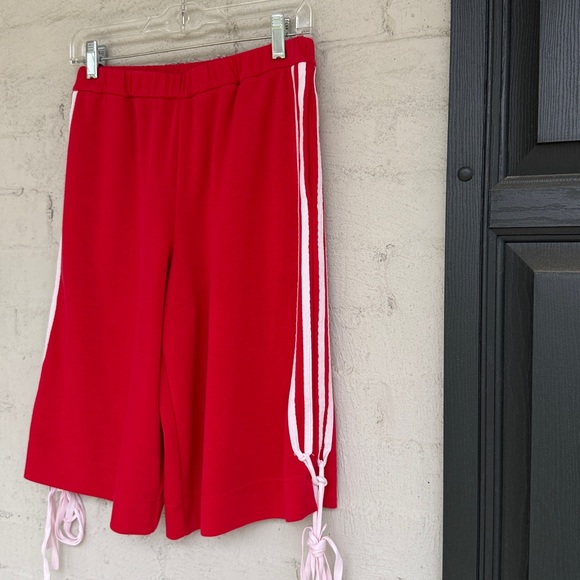 Anthropologie Find Me Now Basketball Bermuda Shorts Red Size Small - Picture 4 of 14